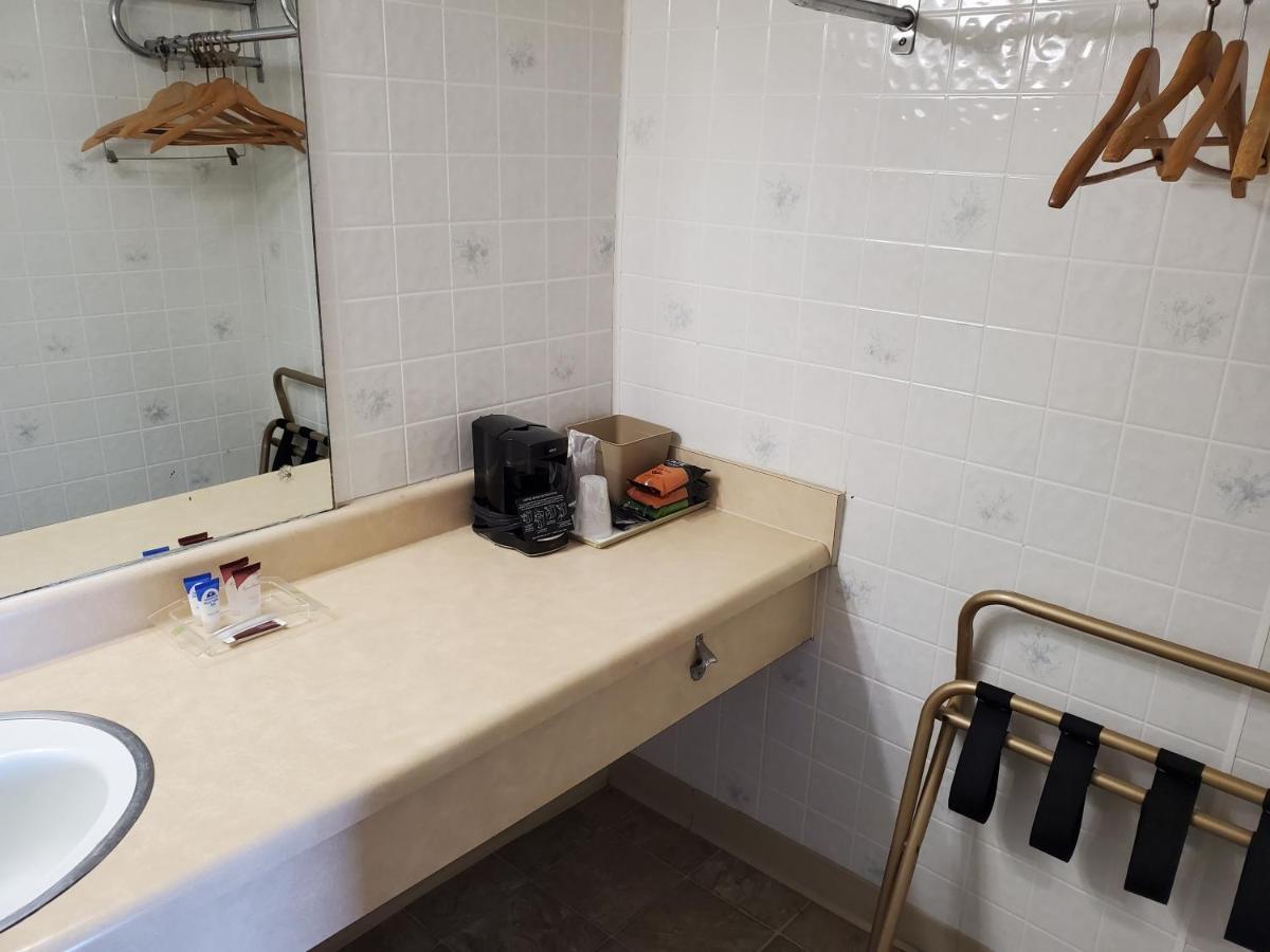 Brooks Motel Norton Zewnętrze zdjęcie